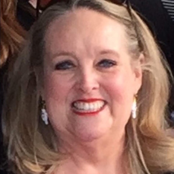 Meet your Posher, Marlene - Picture 1 of 1